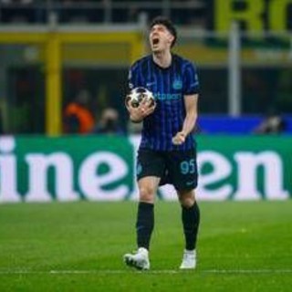 Milan-Inter, non c'è pace per Bastoni: pioggia di fischi a San Siro per il difensore