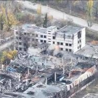 Ucraina, Russia frena attacco a Pokrovsk: pausa prima di assedio finale Ucraina, Russia frena attacco a Pokrovsk: pausa prima di assedio finale