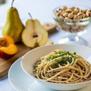 Il 'potere' delle fibre, la dieta aiuta a vivere di più e protegge il cervello Il 'potere' delle fibre, la dieta aiuta a vivere di più e protegge il cervello