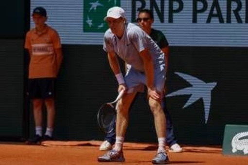 Sinner, Fognini spiega il ko: "Non aveva energie, ma non siamo robot" Sinner, Fognini spiega il ko: "Non aveva energie, ma non siamo robot"