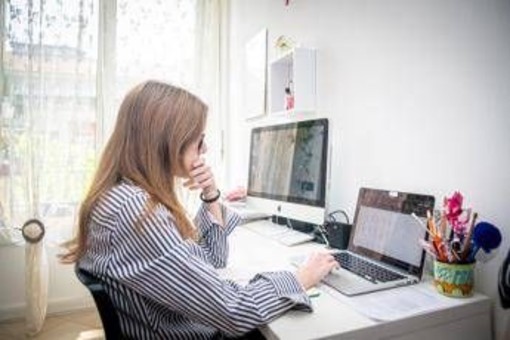 In Francia da oggi a fine anno le donne lavorano 'gratis', è colpa della disparità salariale In Francia da oggi a fine anno le donne lavorano 'gratis', è colpa della disparità salariale