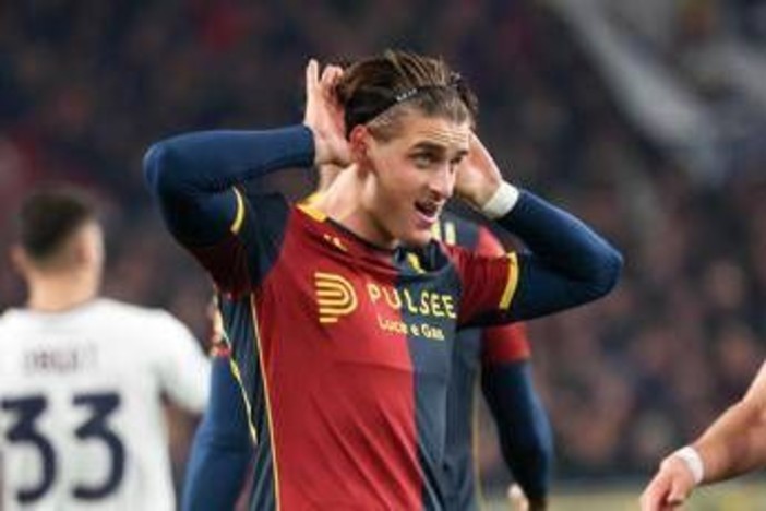 Genoa-Cagliari 3-0, scatto salvezza per De Rossi Genoa-Cagliari 3-0, scatto salvezza per De Rossi