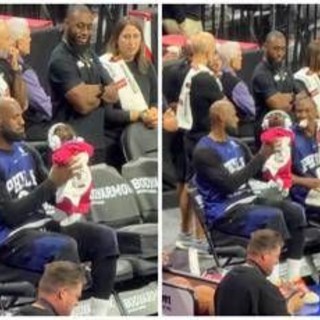 James gioca con una bambina: LeBron versione 'babysitter' in Nba