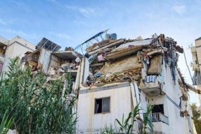 Libano, raid israeliani nella notte su Tiro: almeno 7 morti. Netanyahu frena sul cessate il fuoco