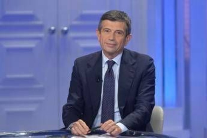 Rissa con spranghe e bottiglie in centro a Milano, Lupi: "Sicurezza centrale, Sala ha sottovalutato il problema"