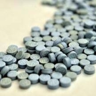 Droga, Mantovano: "La tossicologia è essenziale per prevenire tragedie" Droga, Mantovano: "La tossicologia è essenziale per prevenire tragedie"