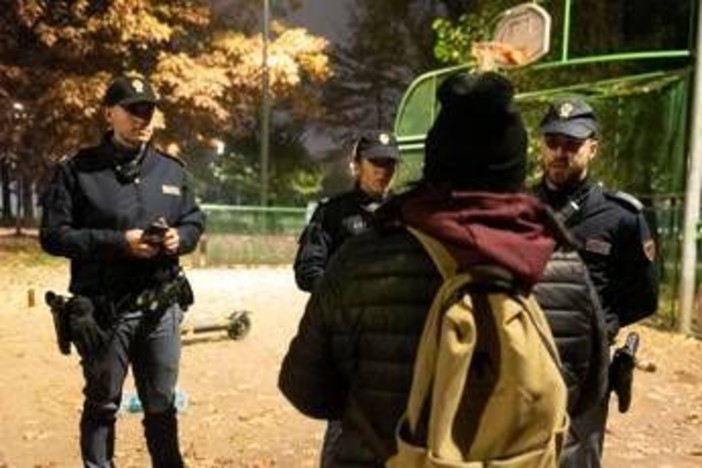 Minori, Save the Children: "Più rapine e lesioni personali tra 14-17enni, il doppio rispetto a 10 anni fa"