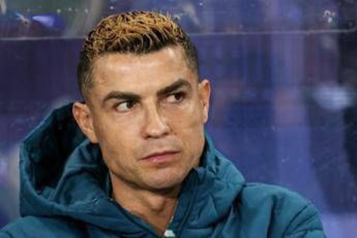 Fuga dalla Nazionale e incubo squalifica: CR7 rompe con il Portogallo e rischia fino a 6 mesi di stop Fuga dalla Nazionale e incubo squalifica: CR7 rompe con il Portogallo e rischia fino a 6 mesi di stop