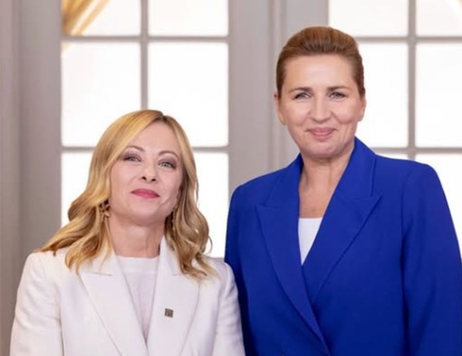 Meloni-Frederiksen “No a immigrazione illegale, hub rimpatrio in Paesi terzi” Meloni-Frederiksen “No a immigrazione illegale, hub rimpatrio in Paesi terzi”