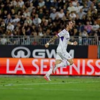 Buona la prima per Vanoli, la Fiorentina vince 4-2 a Venezia con una tripletta di Mastantuono