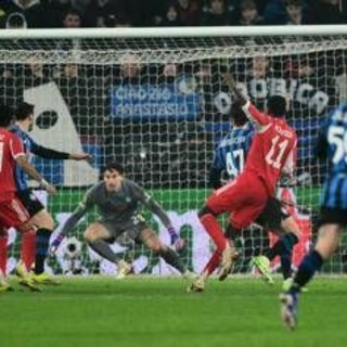 Pavlovic tocca di mano, Jackson segna: proteste in Atalanta-Bayern Monaco