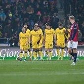 Nkunku lo salta, Ravaglia lo abbatte: calcio di rigore giusto in Bologna-Milan? Nkunku lo salta, Ravaglia lo abbatte: calcio di rigore giusto in Bologna-Milan?