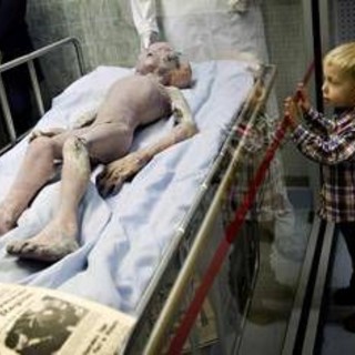 Trump chiede al Pentagono di pubblicare tutti i file su ricerca di vita extraterrestre e Ufo