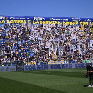 Al Tardini la festa del Parma, 1-0 al Pisa e salvezza matematica