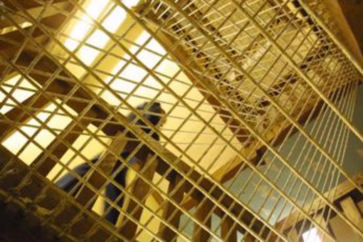 Rivolta nel carcere di Enna, oltre 100 detenuti occupano parte del vecchio padiglione Rivolta nel carcere di Enna, oltre 100 detenuti occupano parte del vecchio padiglione