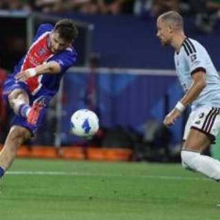 Il Psg vince la Supercoppa, Aston Villa ko 2-1: decidono Kvaratskhelia e Doué