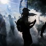 G7, scontri a Ginevra tra manifestanti anti-vertice e polizia G7, scontri a Ginevra tra manifestanti anti-vertice e polizia