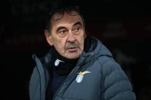 Ferguson trattiene Dele Bashiru lanciato in porta, Sarri chiede rosso: proteste in Bologna-Lazio