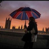 "Fingete di essere gay per avere asilo", svelata la truffa in Gran Bretagna "Fingete di essere gay per avere asilo", svelata la truffa in Gran Bretagna