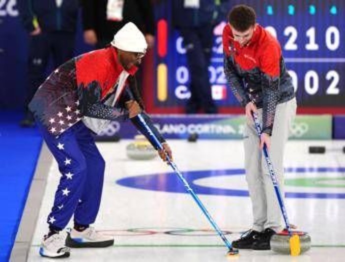 Snoop Dogg e il curling, scoppia l'amore a Milano Cortina