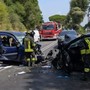 Incidente a Roma, scontro fra due auto in via Appia: un morto e due feriti Incidente a Roma, scontro fra due auto in via Appia: un morto e due feriti