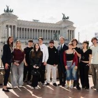 Giovani, Fond. Unhate: "Uno su quattro è 'in blocco' ma 17% è 'fiducioso propositivo"