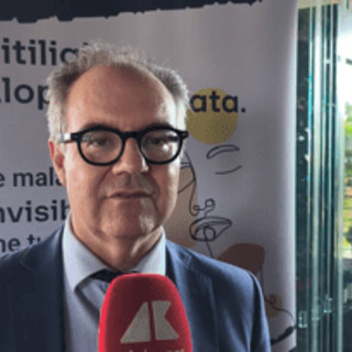Costanzo (Sidemast): "Upadacitinib blocca cellule infiammatorie in vitiligine e alopecia areata"