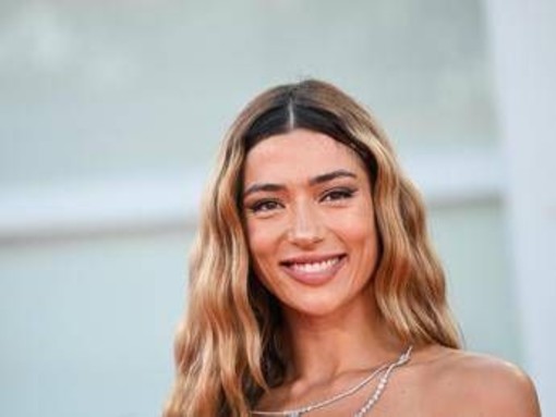 Soleil Sorge compie 31 anni, il compleanno dopo la scomparsa della mamma Soleil Sorge compie 31 anni, il compleanno dopo la scomparsa della mamma