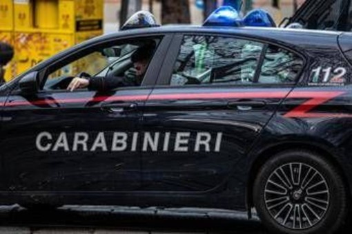 Colpo nell'appartamento del cardinale Ernest Simoni a Firenze, muro sfondato e 30 mila euro di bottino Colpo nell'appartamento del cardinale Ernest Simoni a Firenze, muro sfondato e 30 mila euro di bottino