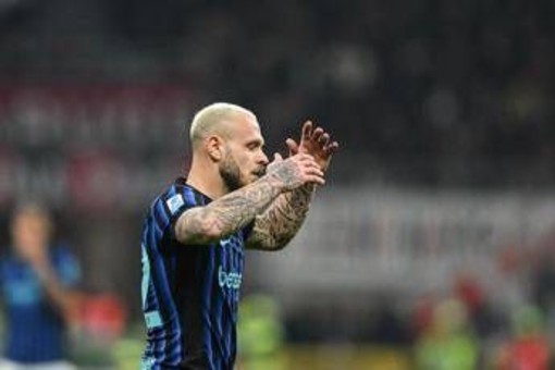 Milan-Inter 1-0, pareggio 'annullato' ai nerazzurri nel recupero. Cos'è successo Milan-Inter 1-0, pareggio 'annullato' ai nerazzurri nel recupero. Cos'è successo