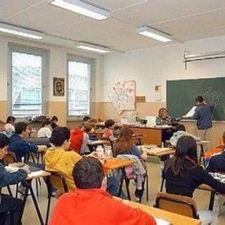 Esami di terza media, conto alla rovescia: cosa sapere su ammissione, prove scritte e colloquio orale