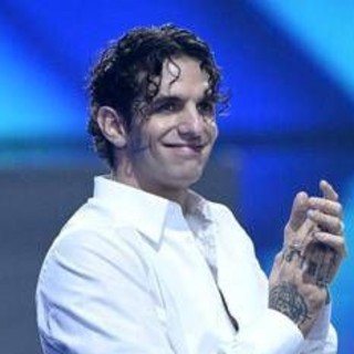 Sanremo 2026, l'annuncio di Conti: "Achille Lauro co-conduttore della seconda serata" Sanremo 2026, l'annuncio di Conti: "Achille Lauro co-conduttore della seconda serata"