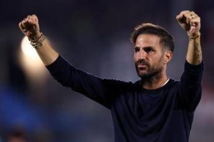 Continua a vincere il Como di Fabregas, Parma ko 2-1 con i gol di Ramon e Kaiki Continua a vincere il Como di Fabregas, Parma ko 2-1 con i gol di Ramon e Kaiki