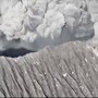 Vulcano erutta in Indonesia, muoiono tre escursionisti sul monte Dukono
