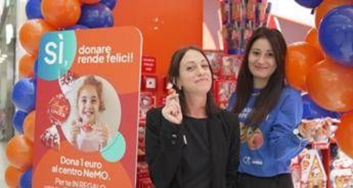 Torna 'Sì, donare rende felici', campagna a favore dei Centri Nemo Torna 'Sì, donare rende felici', campagna a favore dei Centri Nemo