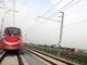 Milano-Bologna, ritardi fino a 2 ore sull'alta velocità per la presenza di persone sui binari