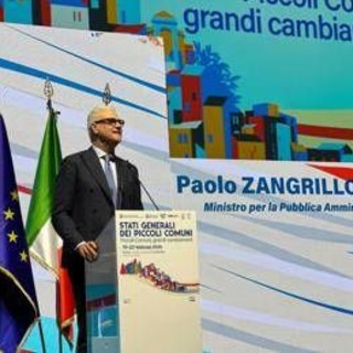 Enti locali, Zangrillo: "Salari più bassi nei piccoli comuni, ritardo che va recuperato"